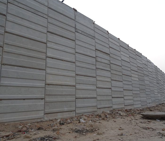 Reinforced Soil Retaining Wall